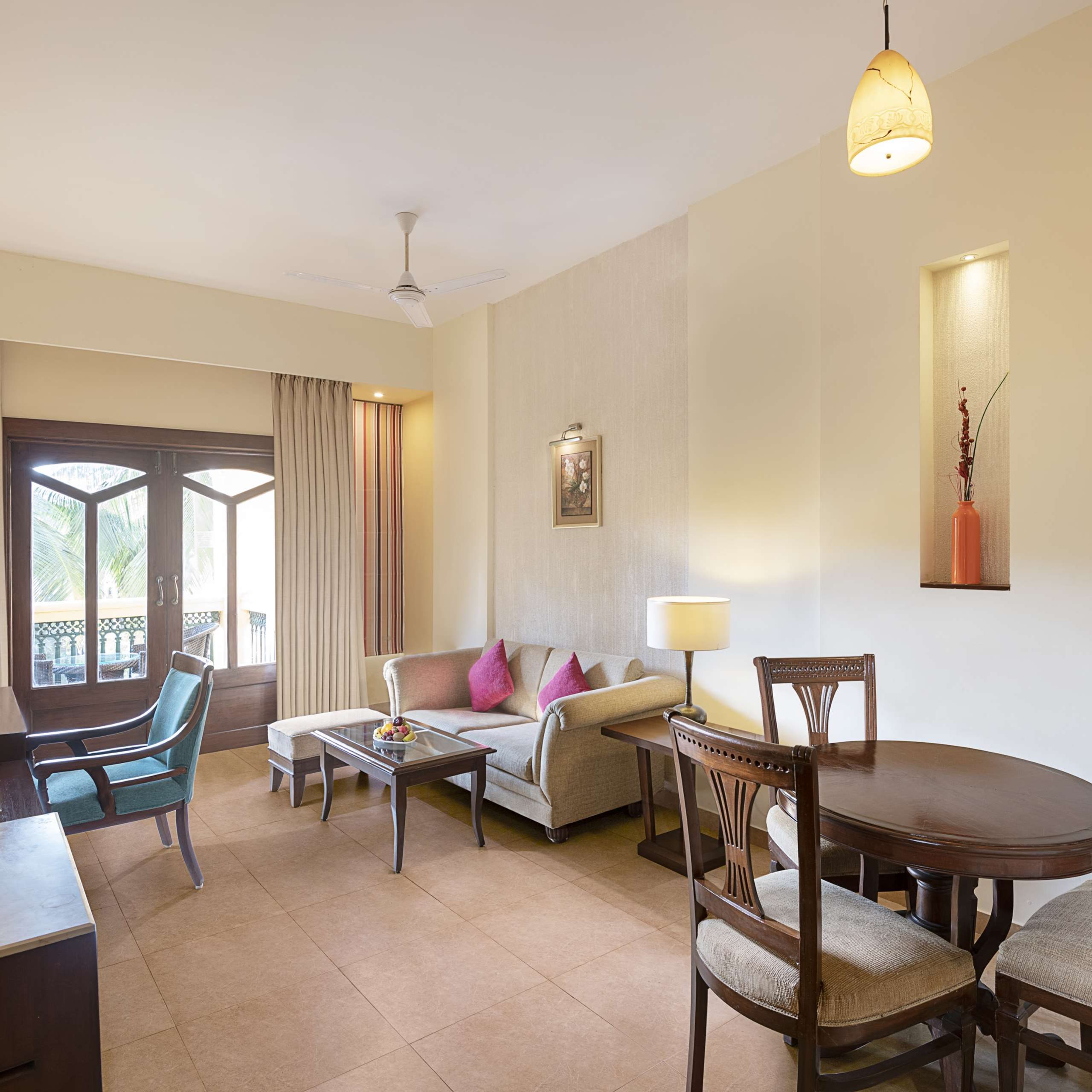 Country Inn & Suites by Radisson, Candolim Goa